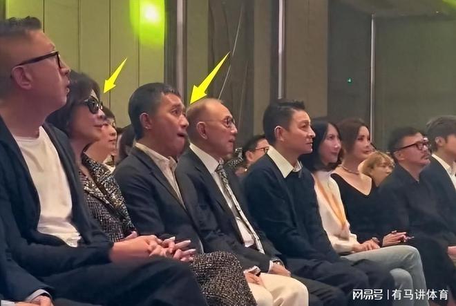 雷竞技官网 雷竞技APP刘嘉玲朝梁伟同游意大利 两人互动尽显甜蜜 为打破谣言动真格(图7)