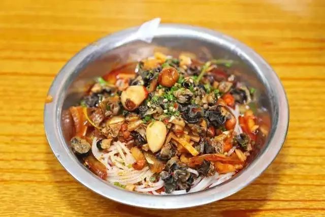 雷竞技官网 雷竞技RAYBET爱吃的人永远不会对这座小城感到厌倦(图10)