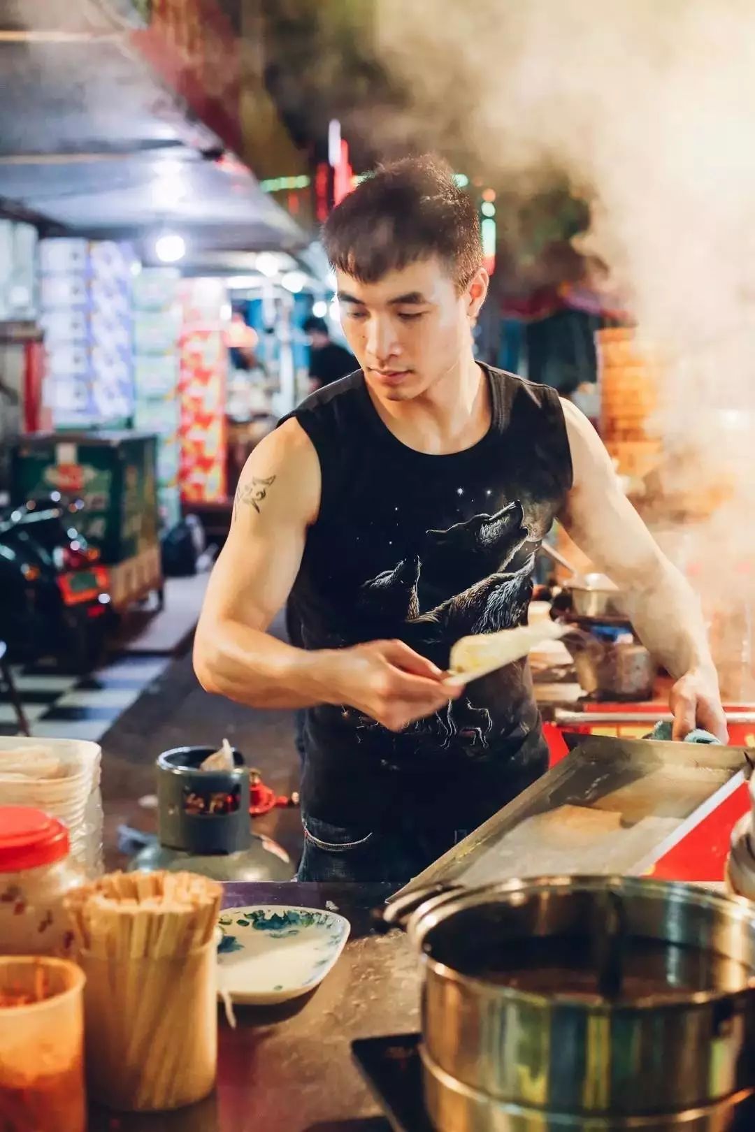 雷竞技官网 雷竞技RAYBET爱吃的人永远不会对这座小城感到厌倦(图46)